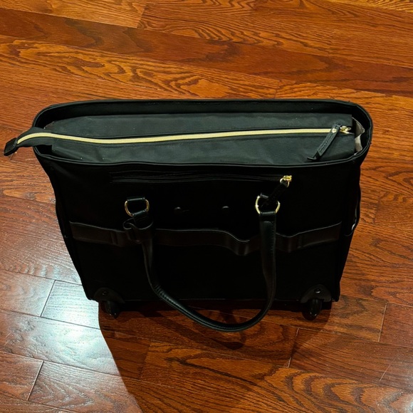 Samsonite wheeled carryall bag. - Picture 2 of 4